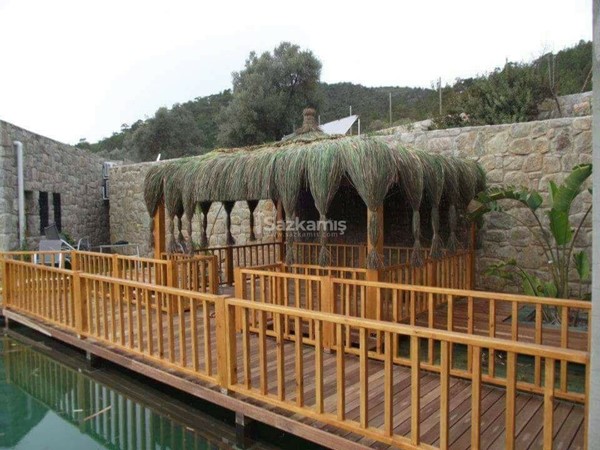 Doğal Ot Çatı Kaplama